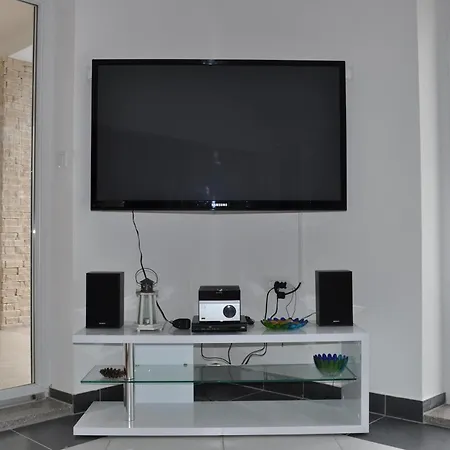 ヴィラ Veglia Vrh