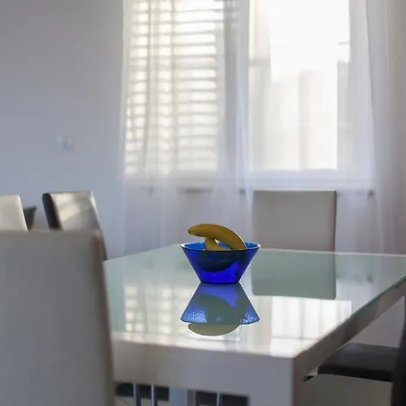 ヴィラ Veglia Vrh