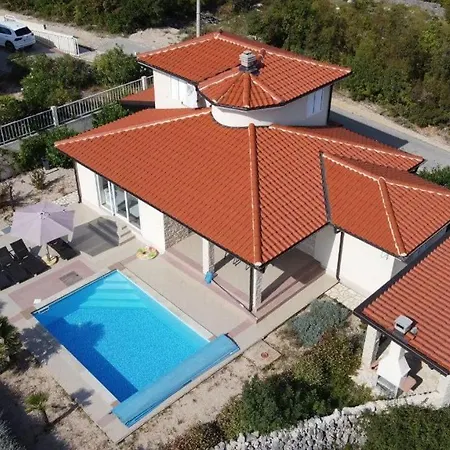 Veglia Villa *