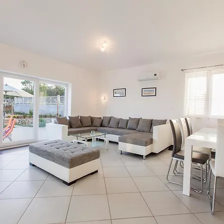 Veglia Villa Vrh (Krk)