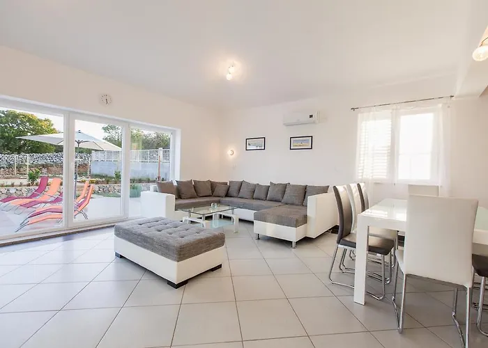 Veglia Villa Vrh (Krk)